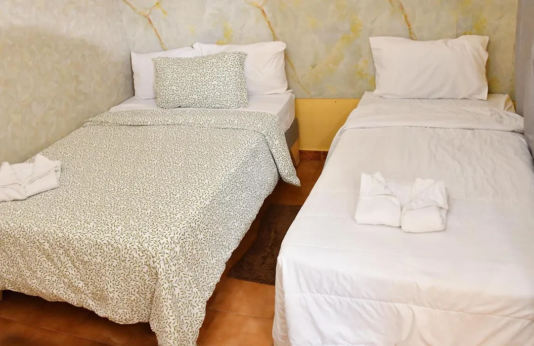 Hotel Mango-1